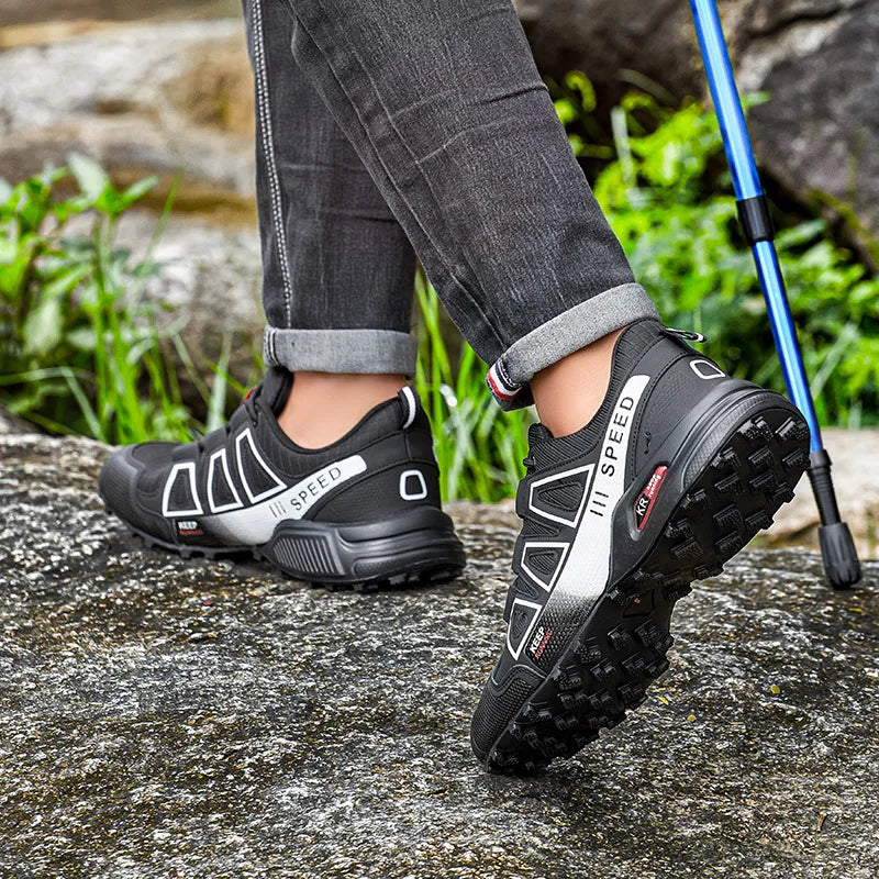Men‘s Waterproof Hiking Shoes